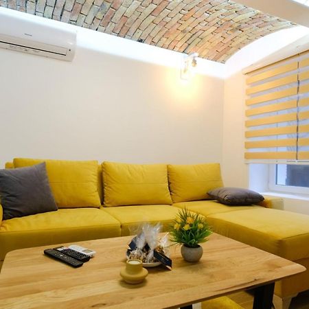 All Seasons Apartments Sarajevo With Free Parking Esterno foto